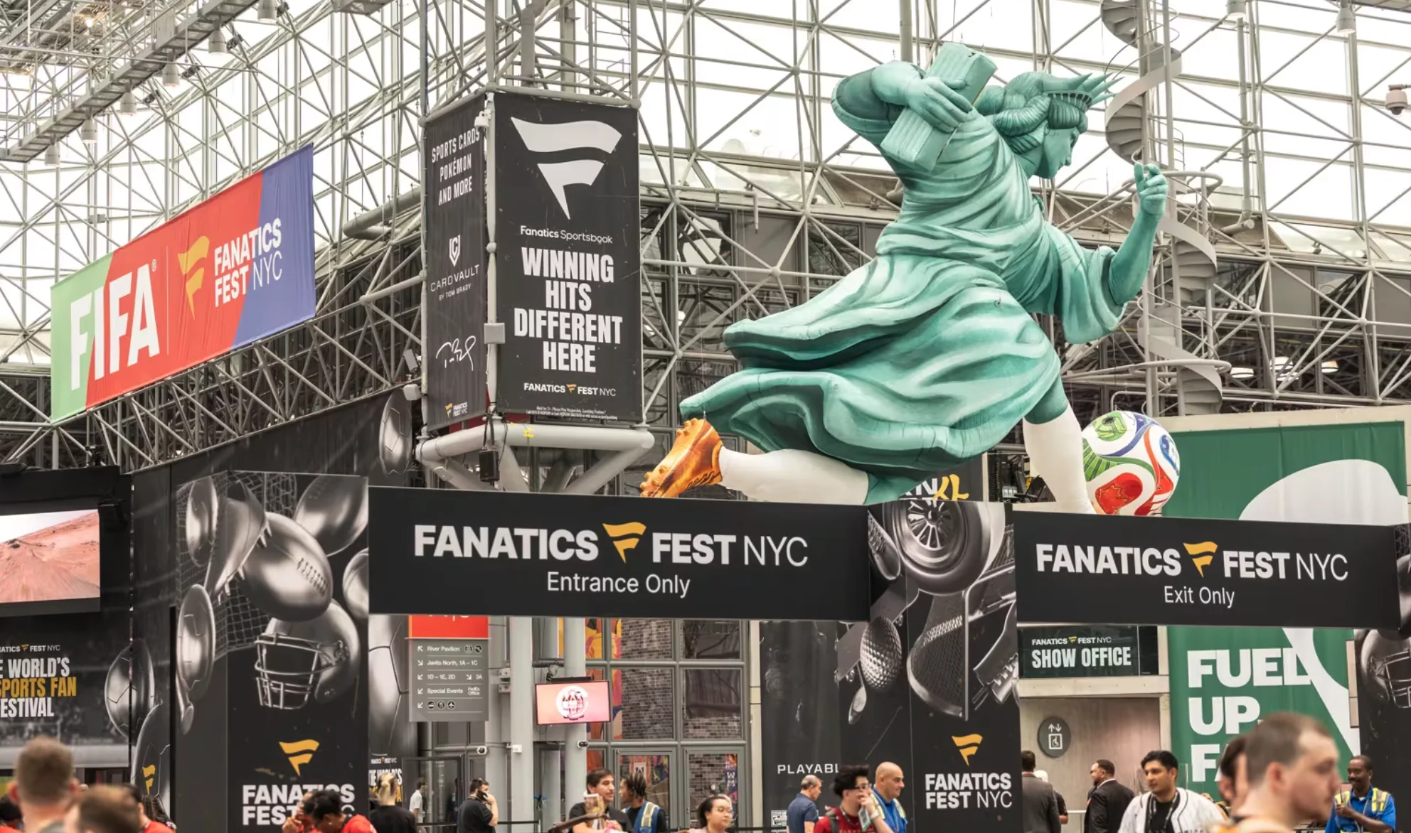 Fanatics Fest Block Party; ҷашни мухлисони Ҷоми ҷаҳон